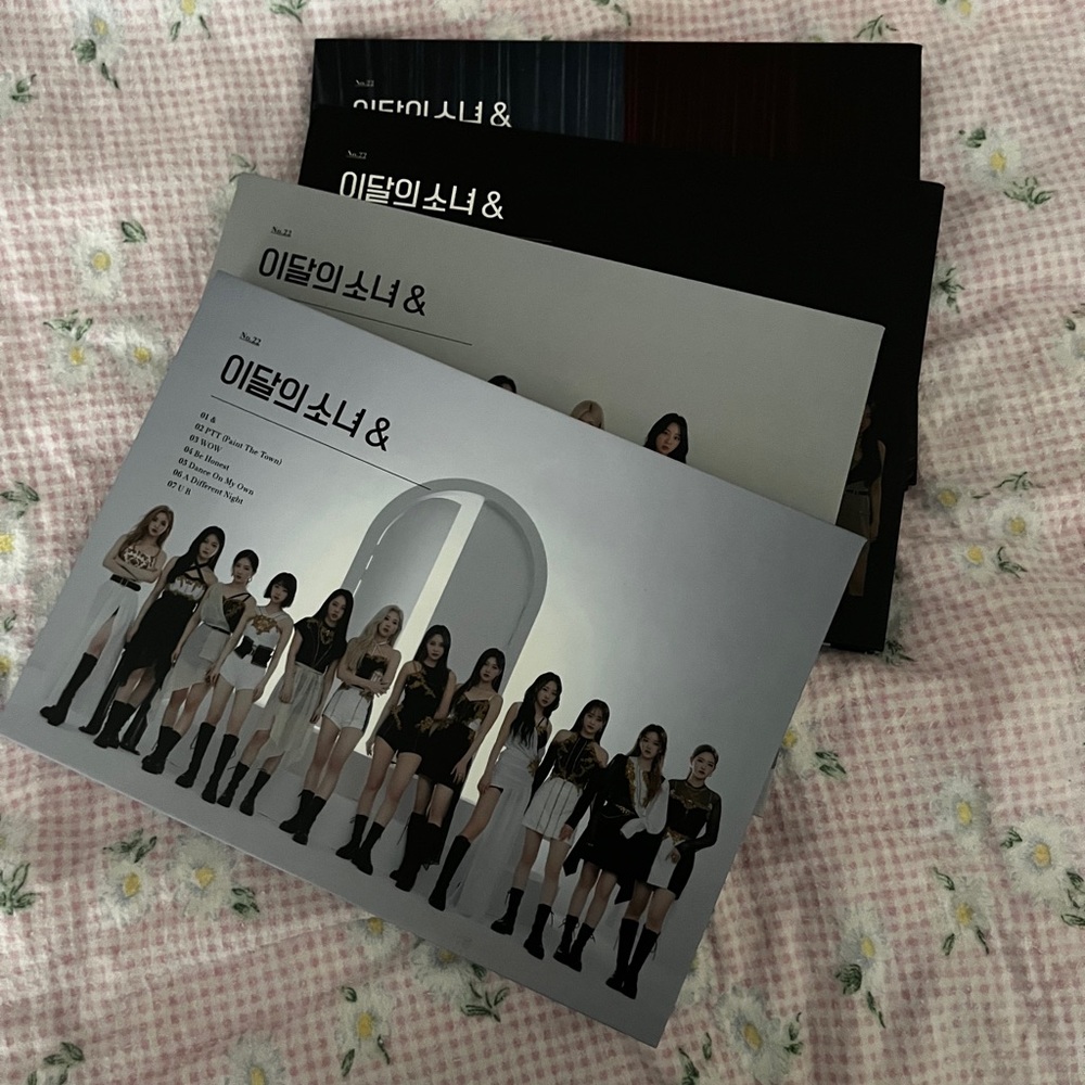 KPOP Album LOONA [ & ] EP , all 4 versions , LOONA &